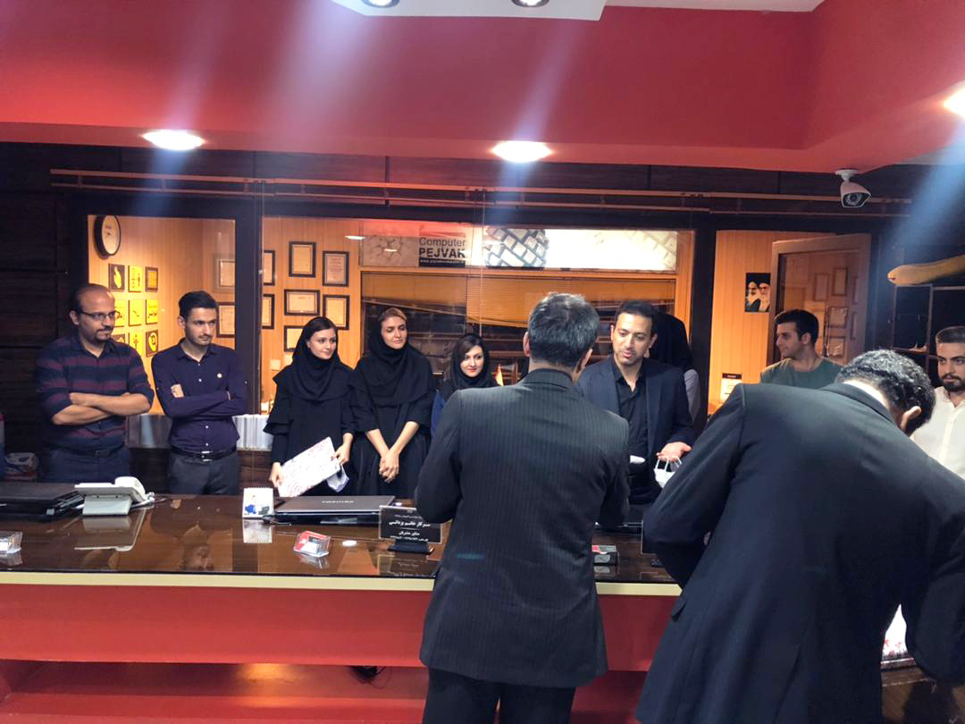 بازدید رییس هیأت عالی نظارت وزارت صمت از شرکت پژواک و تقدیر از اعضای شرکت