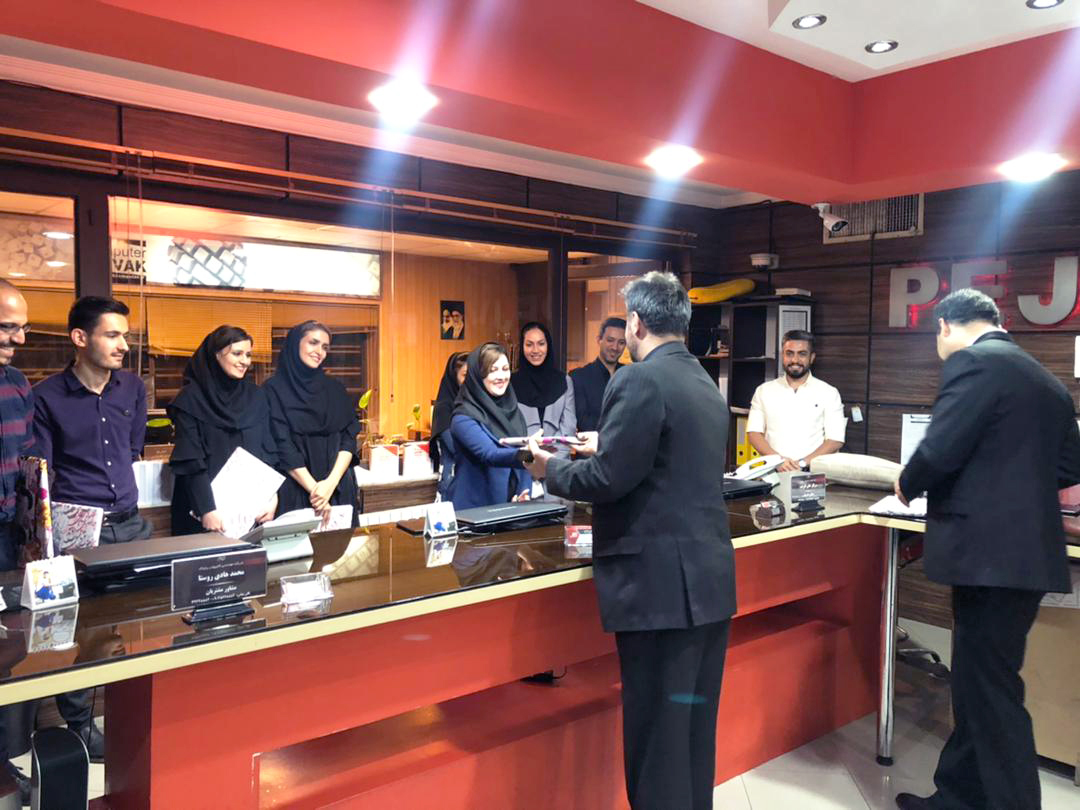بازدید رییس هیأت عالی نظارت وزارت صمت از شرکت پژواک و تقدیر از اعضای شرکت
